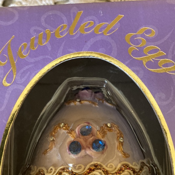 My Treasure Hand Painted Jeweled Egg New in Box - Picture 7 of 9